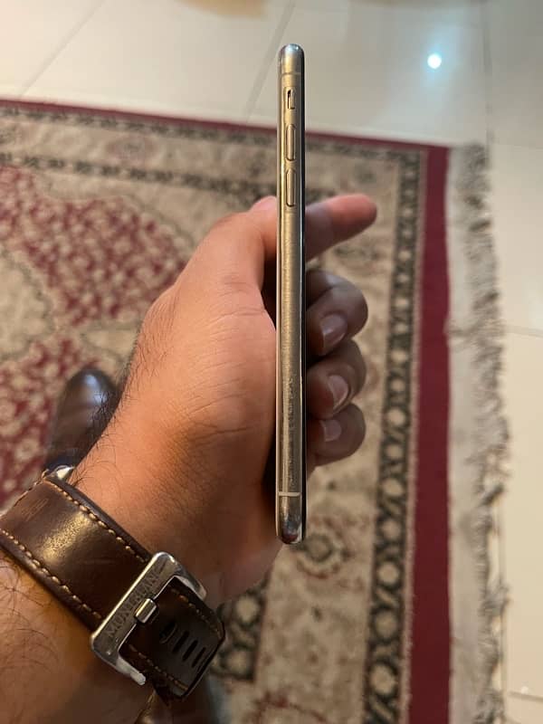 iphone x 64 gb pta approved 2