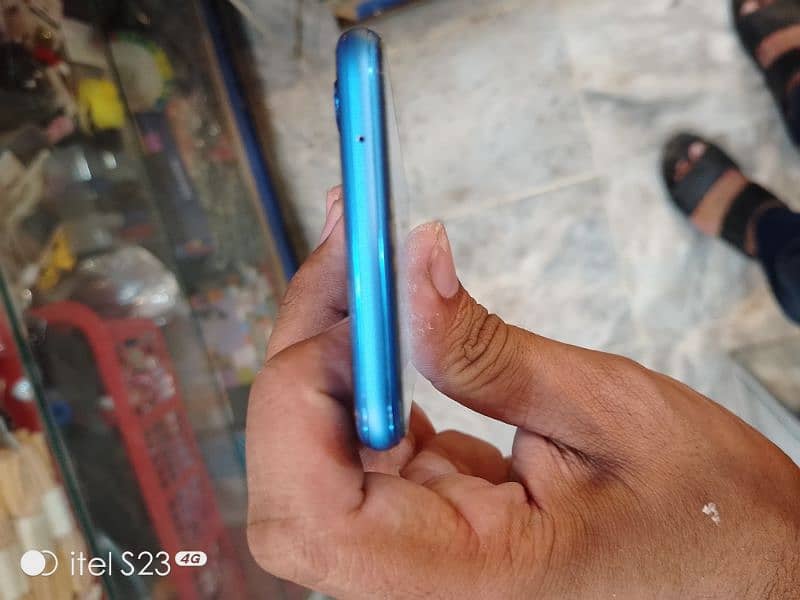 Huawei P20 Lite  4GB Ram 128GB Rom 8