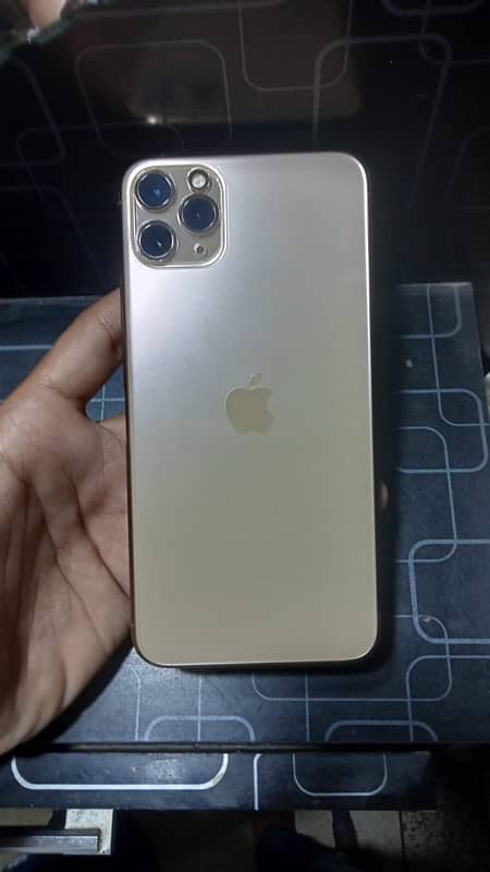 iPhone 11 Pro Max 64 GB non pta factory unlock with box 0