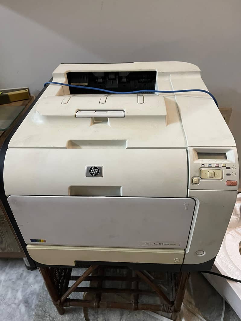 Hp laserjet Pro 400 color M451dn 0