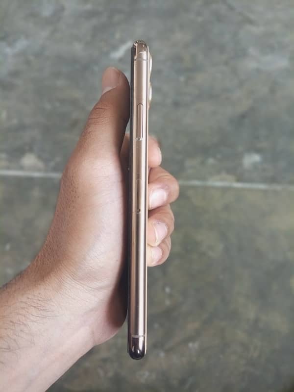 iPhone 11 Pro Max non pta (not jv ) 4