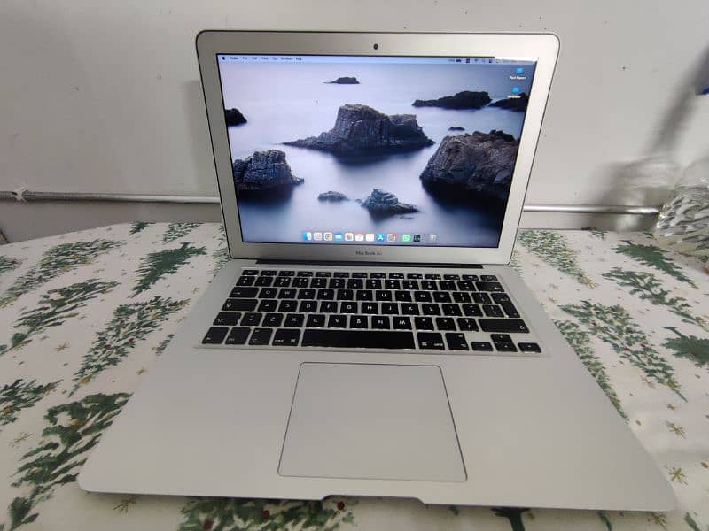 MacBook Air 2015 (13.3 inch) 0