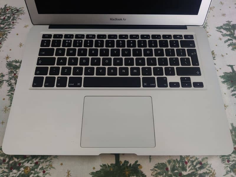 MacBook Air 2015 (13.3 inch) 3