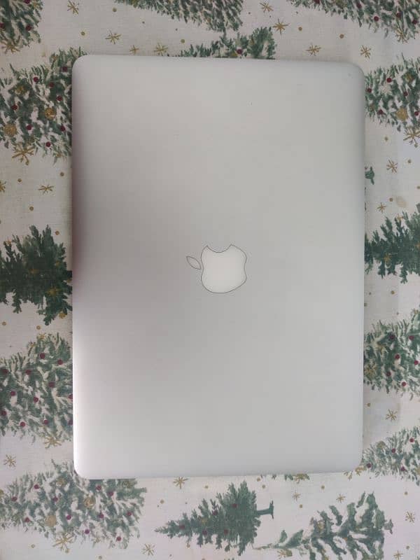 MacBook Air 2015 (13.3 inch) 4