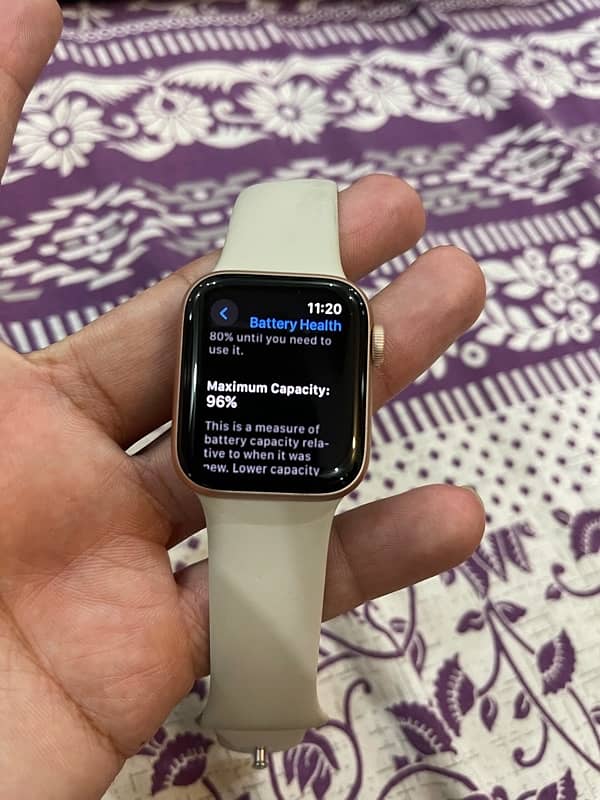 Apple Watch SE 2 40 MM GPS+Cellular 5