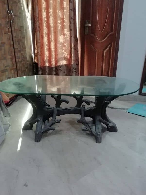 centrar table for sale 0