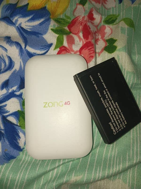 UNLOCKED ZONG 4G BOLT+ DEVICE FOR SALE 1