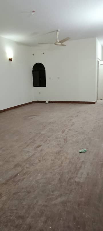 Defence DHA phase 5 badar commercial 1800 SQ ft apartment 3 bed D D available for rent 5