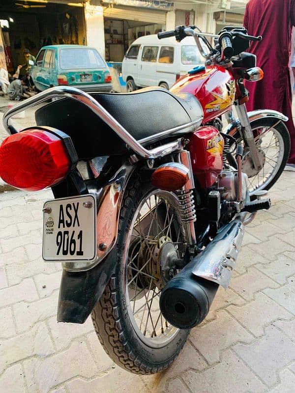 road princ bike 23 model 8 maheny ma nikala ha bhot kam use howa ha 1