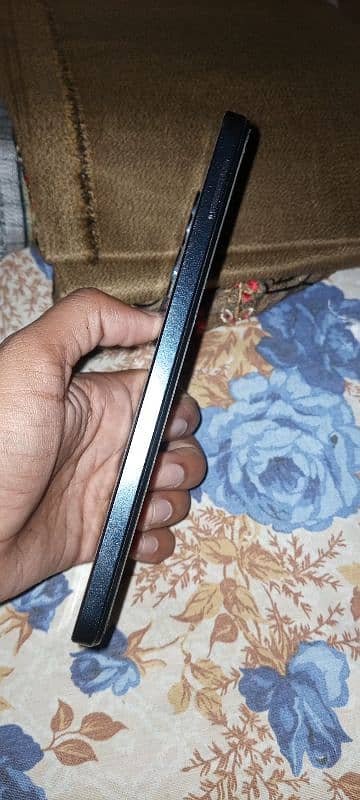 infinix hot 30 play good condition 6