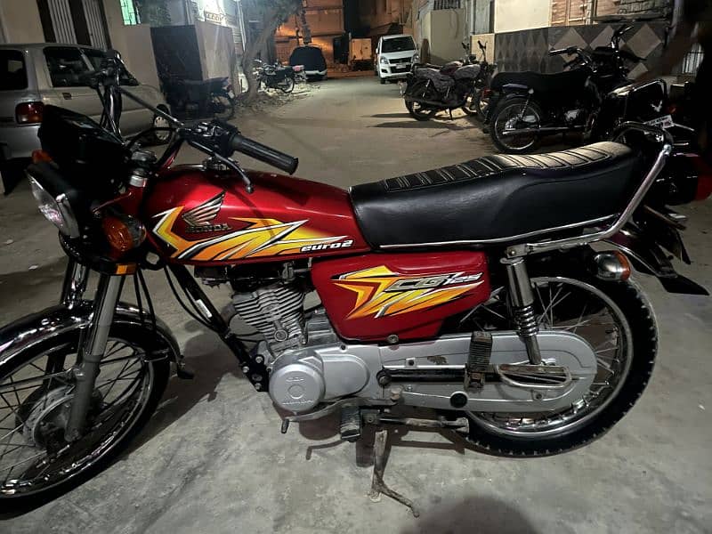 HONDA CG 125***03128943847**KHI NUM 21 MODEL GUINE CONDITION 1ST OWNER 4