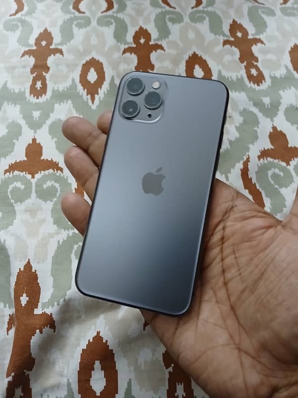 iPhone 11 Pro (Pta Approved) 3