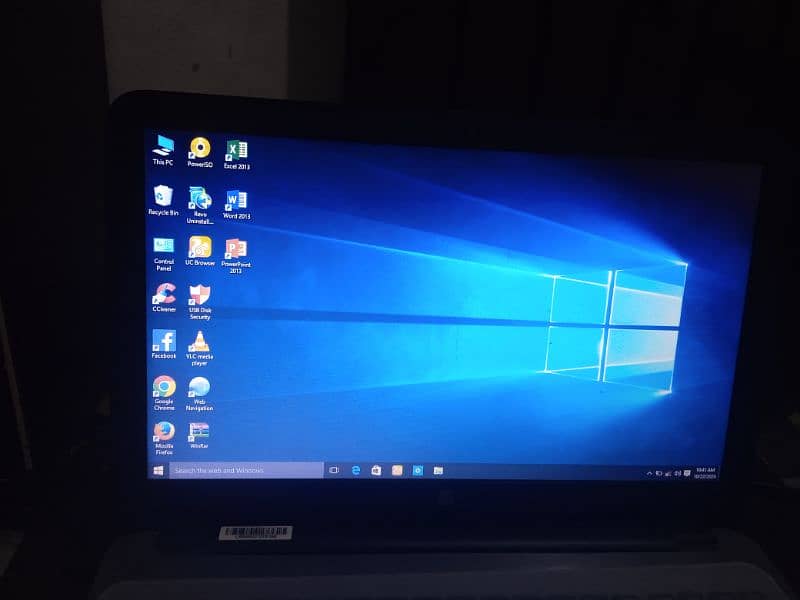 hp laptop 8GB full display 1