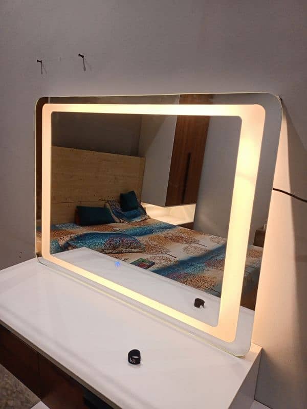 litgh mirror 3fit by 27inch 5