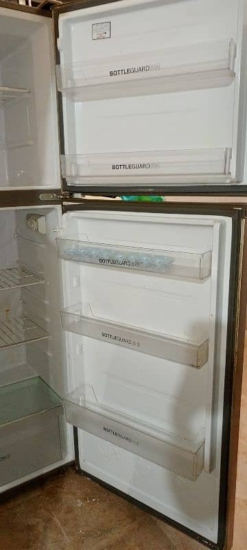 I'm selling Haier Fridge in very cheap price 4