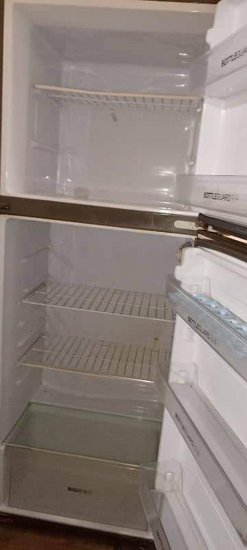 I'm selling Haier Fridge in very cheap price 7