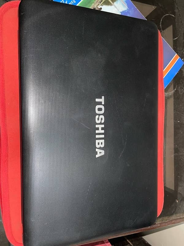 Toshiba Satellite C855 8 gb ram 128 SSD 4