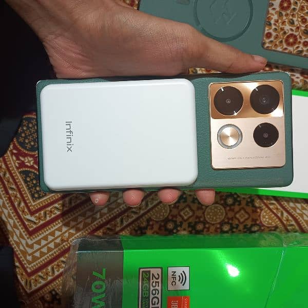 INFINIXE NOTE 40 PRO (12+12) + 256 VINTAGE GREEN COLOR LEATHER BACK 2