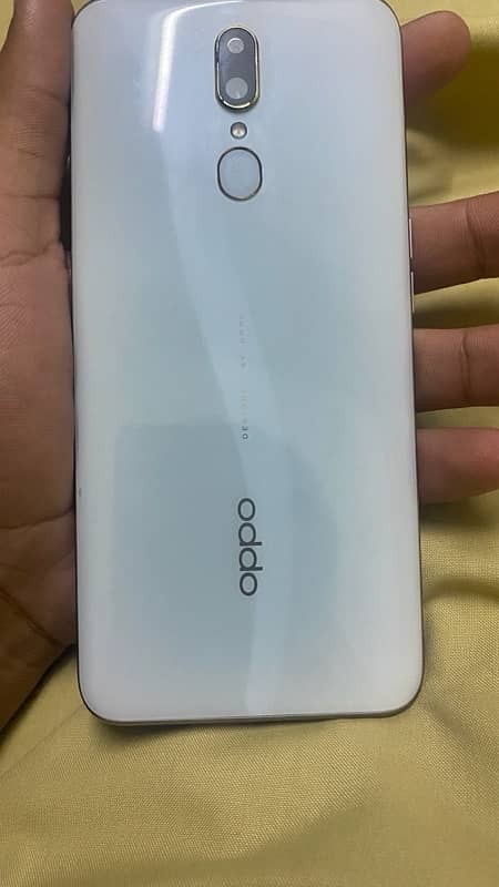 oppo f-11 0