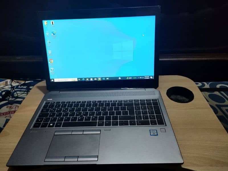 HP zbook 15 g6 1tb/32gb 4gb card 10/10 condition 0