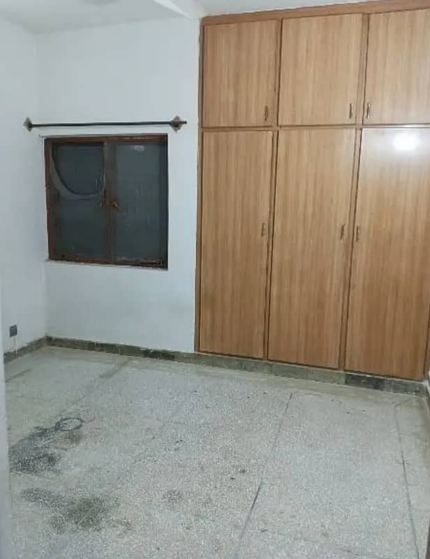 G-11/4 FGEHA E-Type 3rd Floor Flat For Sale 2