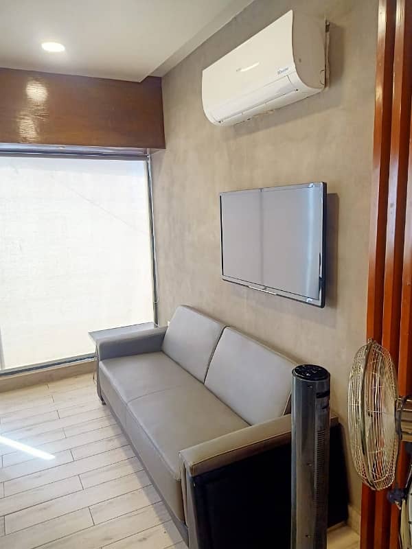 MAIN 26 STREET VIP LAVISH FURNISHED OFFICE FOR RENT 24/7 TIME 9