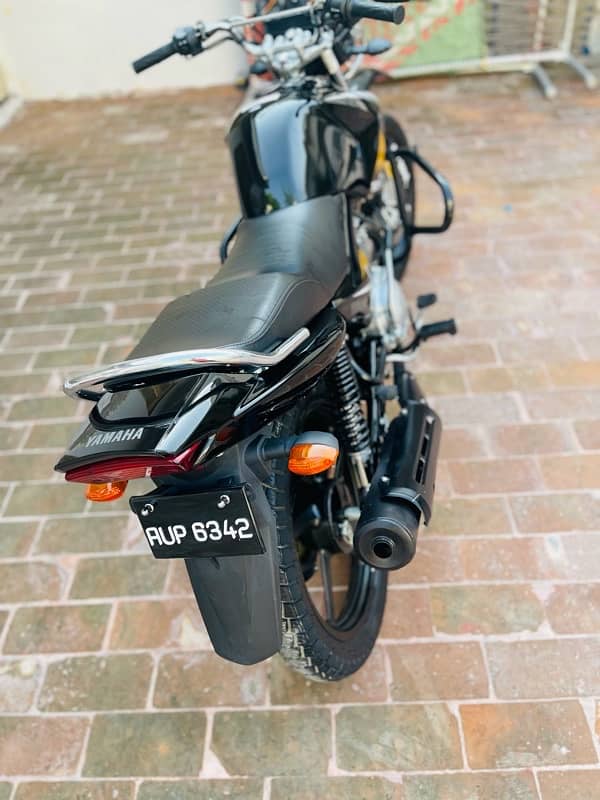 YAMAHA YBR G 125 2