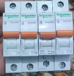 Schneider electric breakr available 6/10/16/20 Amp