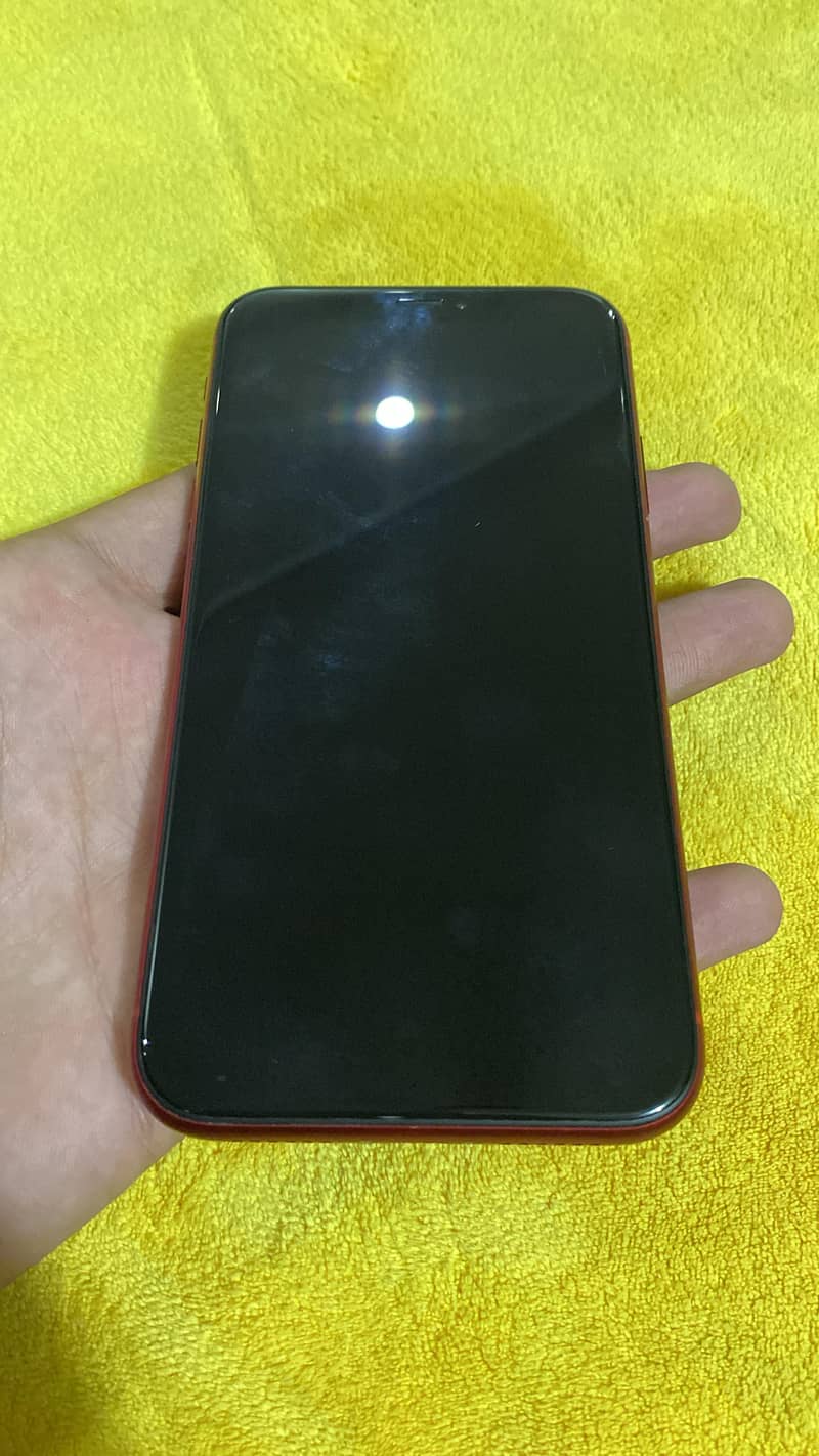 iPhone XR Factory Unlocked 64gb 2