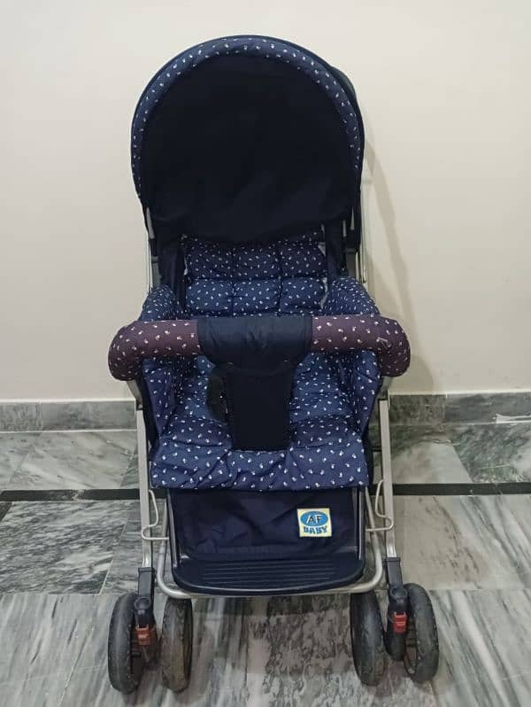 AF branded aluminum pram 0