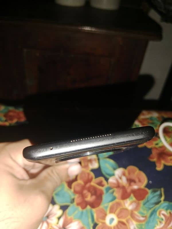 honer x9 5g 8gb  256gb 10by8 condition 1