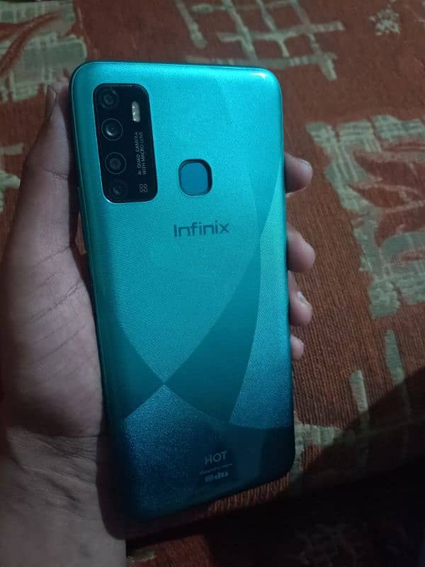 Infinix hot 9 play 4GB 128GB 4