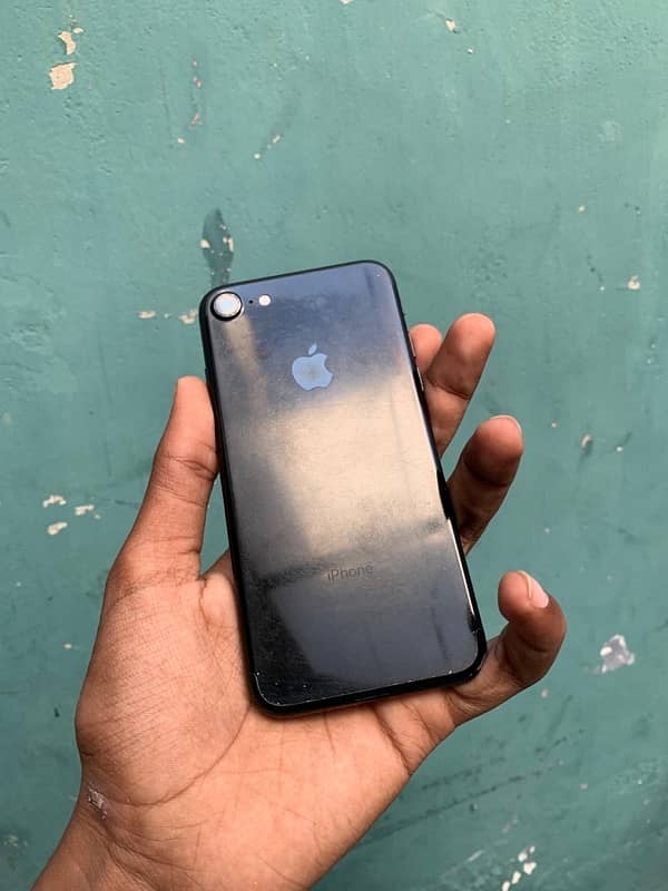 iphone 7 contact no call & wtsp 03121424450. . exchange/possible 8