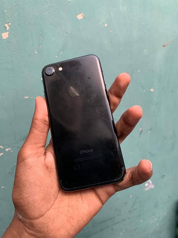 iphone 7 contact no call & wtsp 03121424450. . exchange/possible 13