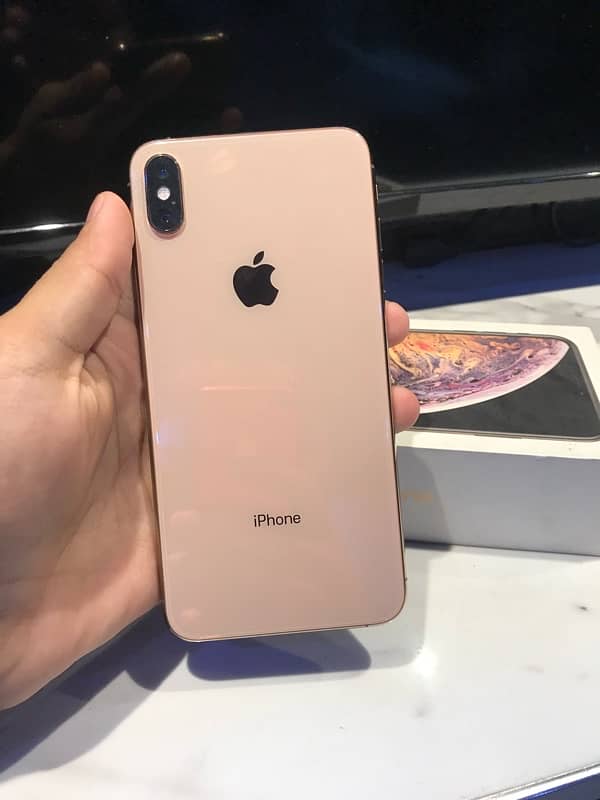 iphone xs max 64 gb dual pta approved 0