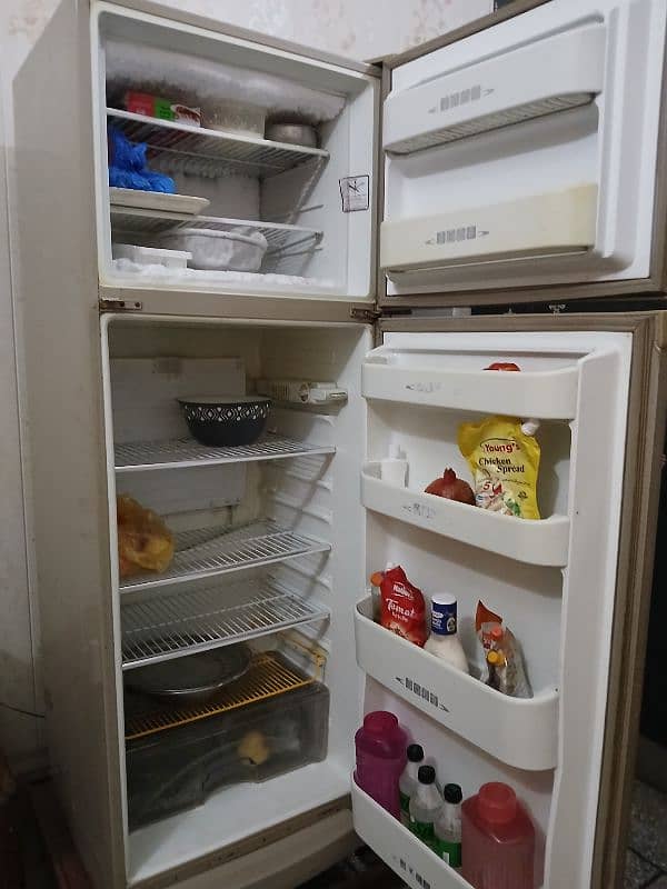 dawlance fridge 0