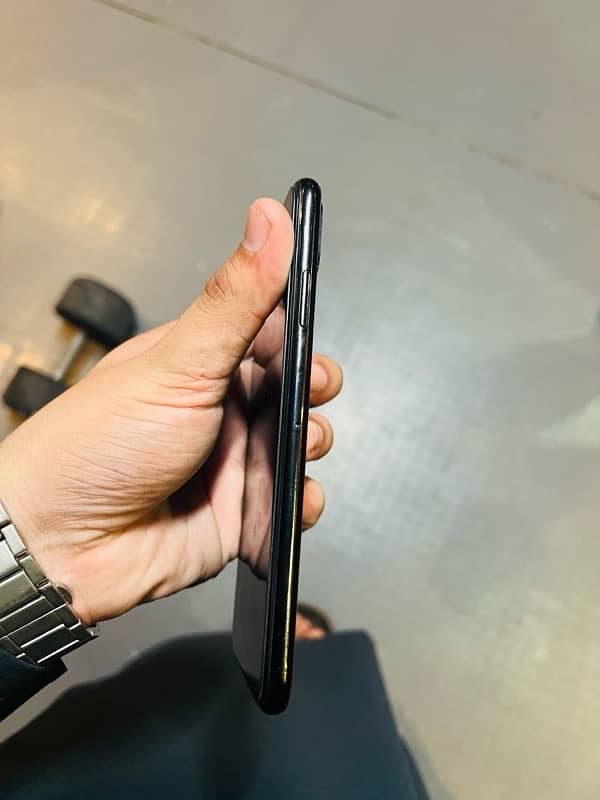 IPhone XS Max 5