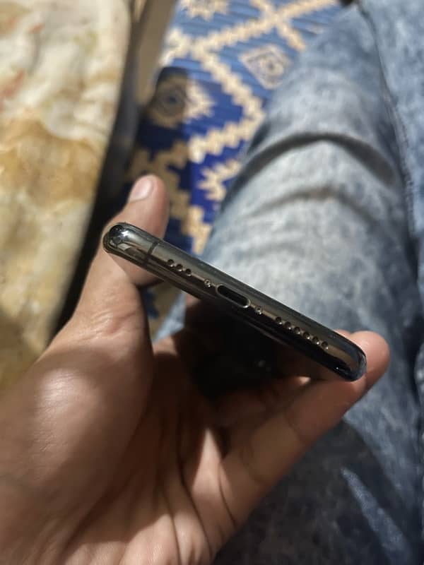 iPhone XS pta approved 64GB 3