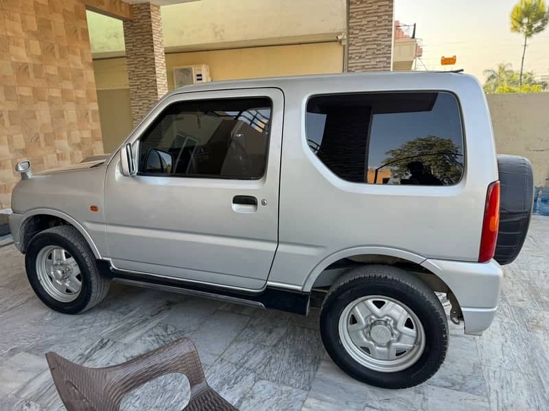 Suzuki Jimny 2009 5