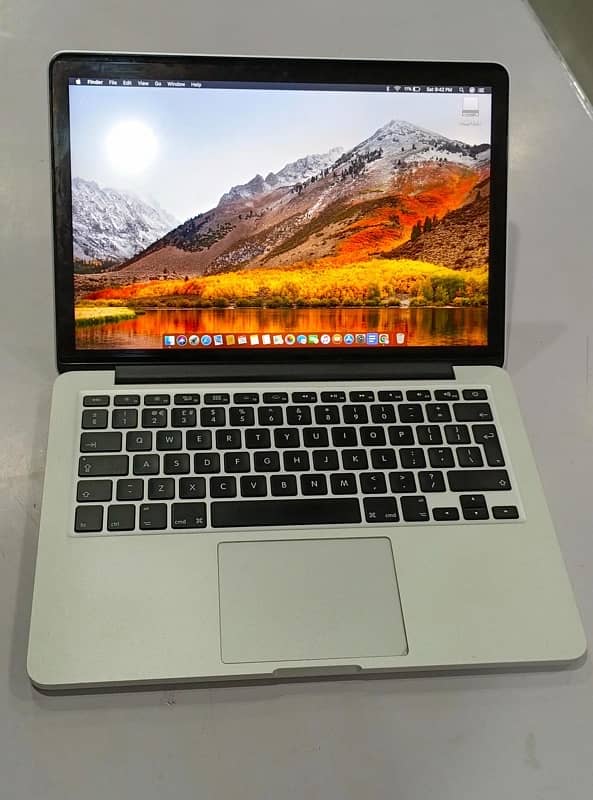 MacBook Pro 2015 i5 8gb 128gb A1503 model 5