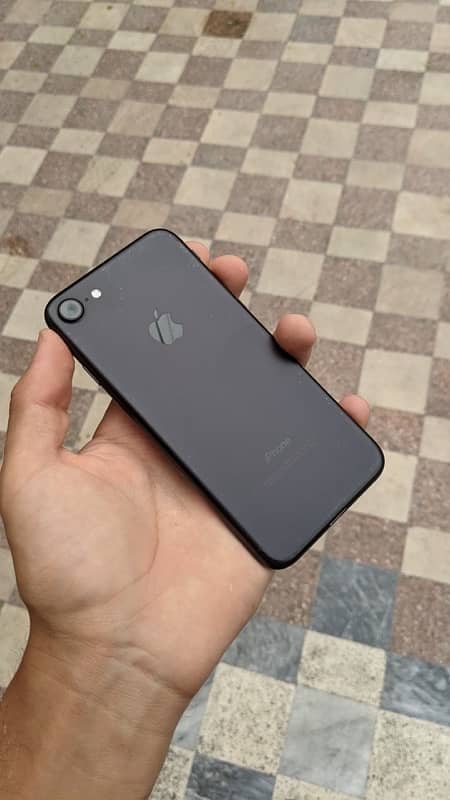 Iphone 7 256gb (non pta) 1