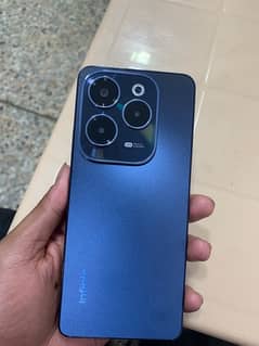 infinix hot 40 8/256 gb  with full packing