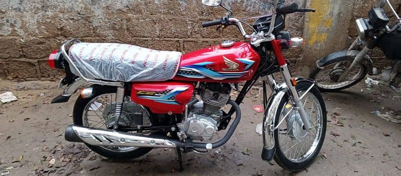 Honda CG 125 model 2024 (03343856656) 0