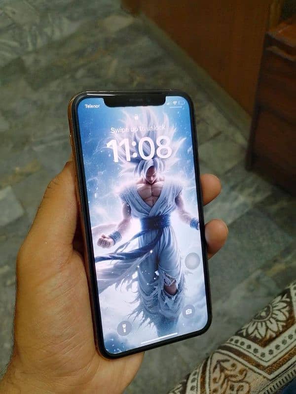 Iphone 11 pro max  Pta 4