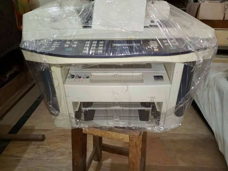 Hp laser jet Mfp m 1522 all in one machine 1