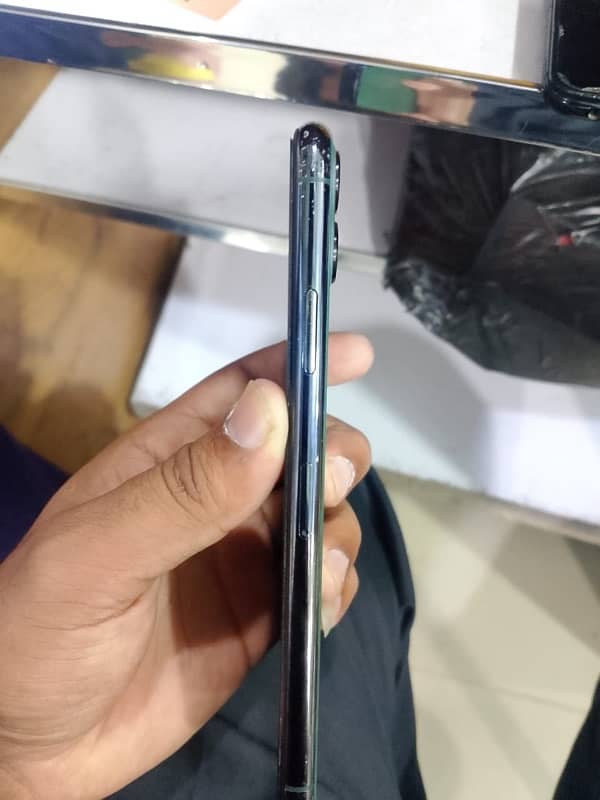 i phone 11 pro max 256 gb non pta 4