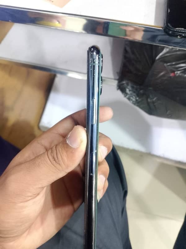 i phone 11 pro max 256 gb non pta 5