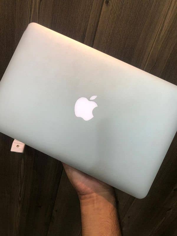 MacBook Air 2015 11inch 1