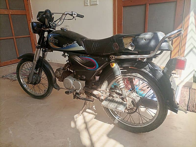 unique black colour model 2011 70cc bike for sale 5