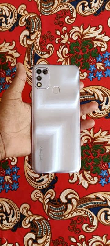 Infinix Hot 11 Play 4GB/64GB Urgent sell 03008150032 4